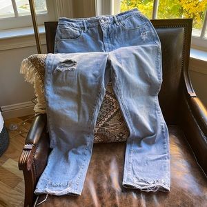 Good American boyfriend style jeans size 12/31